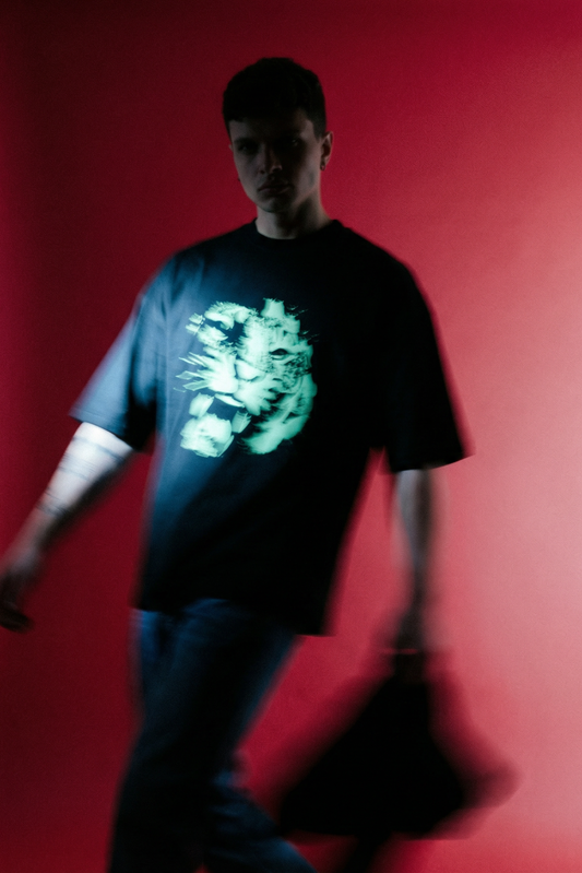 Roar Black Oversized Printed T-shirt