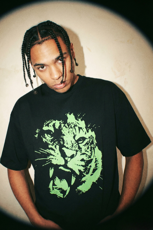 Roar Black Oversized Printed T-shirt